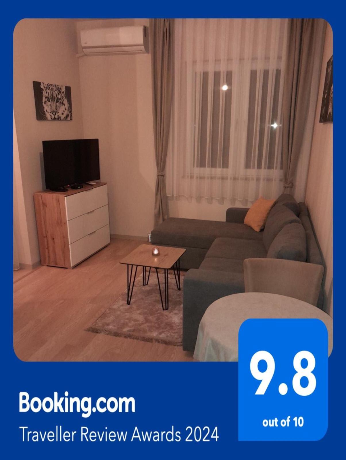 Gray Apartament 2 Pristina Exteriör bild